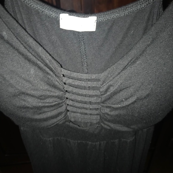 Black long flowy tank top - Picture 2 of 3